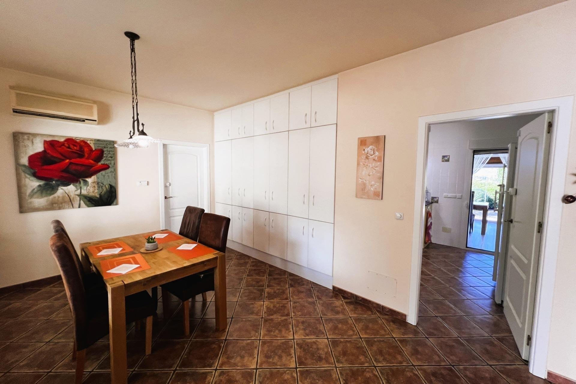 Resale - Chalet - Orihuela - Molins-Campaneta-San Bartolomé