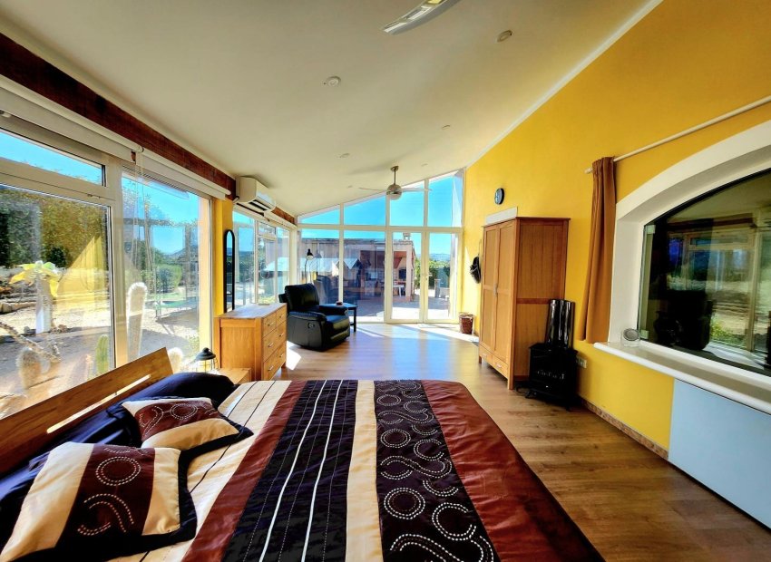 Resale - Chalet - Orihuela - Molins-Campaneta-San Bartolomé