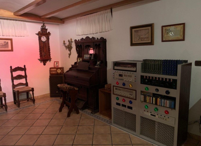 Resale - Chalet - Perleta - Maitino-Perleta