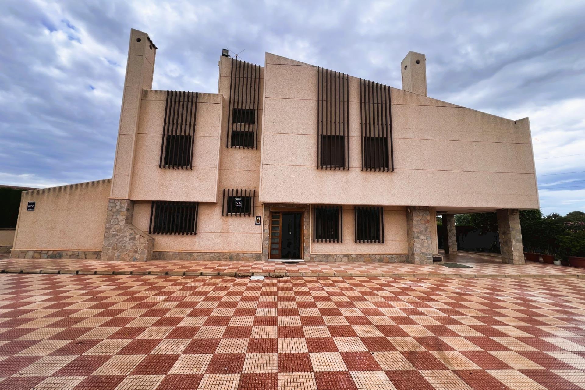 Resale - Chalet - Perleta - Maitino-Perleta