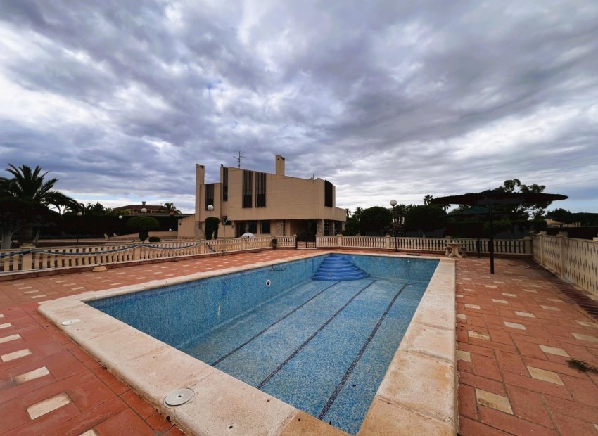 Resale - Chalet - Perleta - Maitino-Perleta