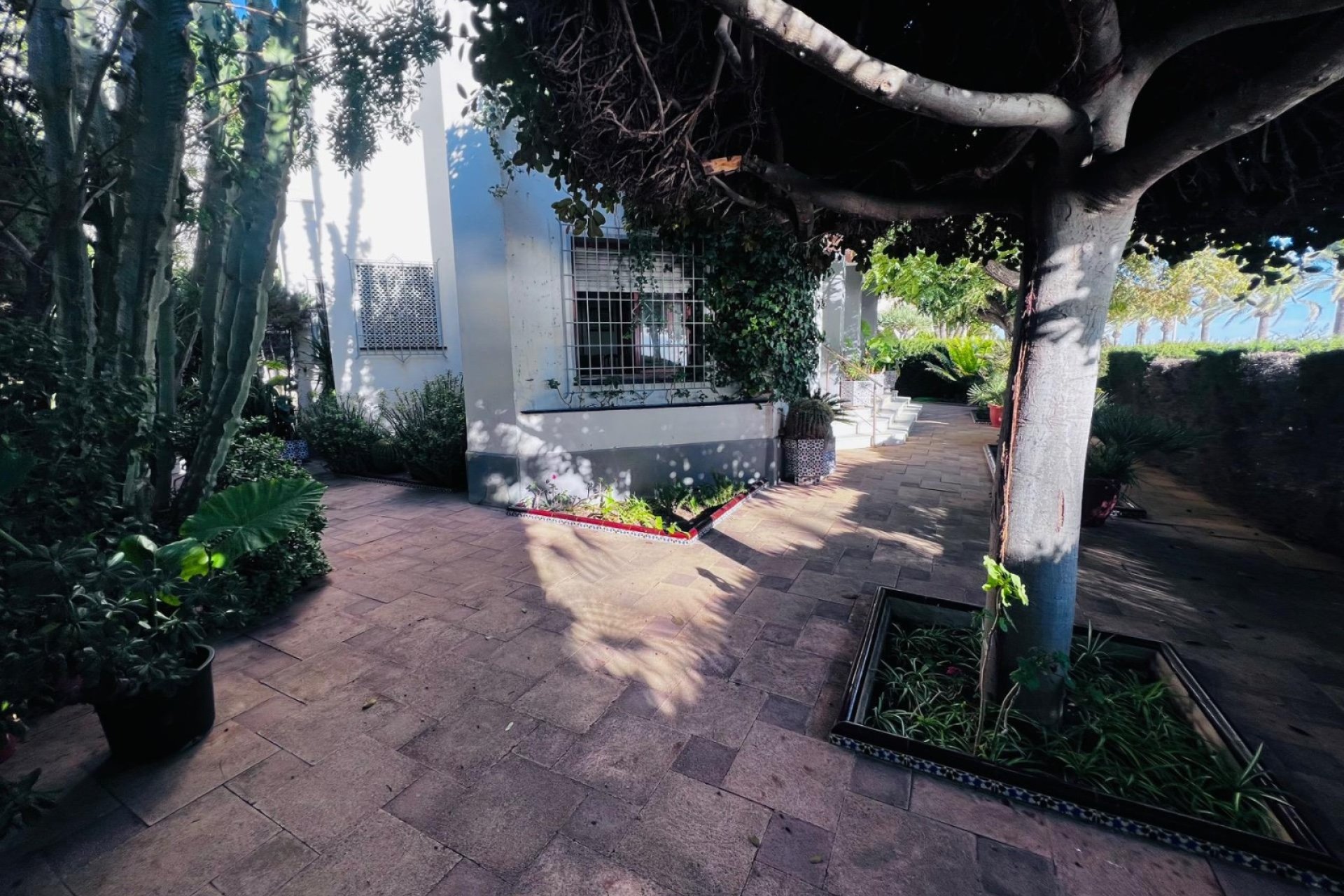 Resale - Chalet - Santa Pola - Santiago bernabeu