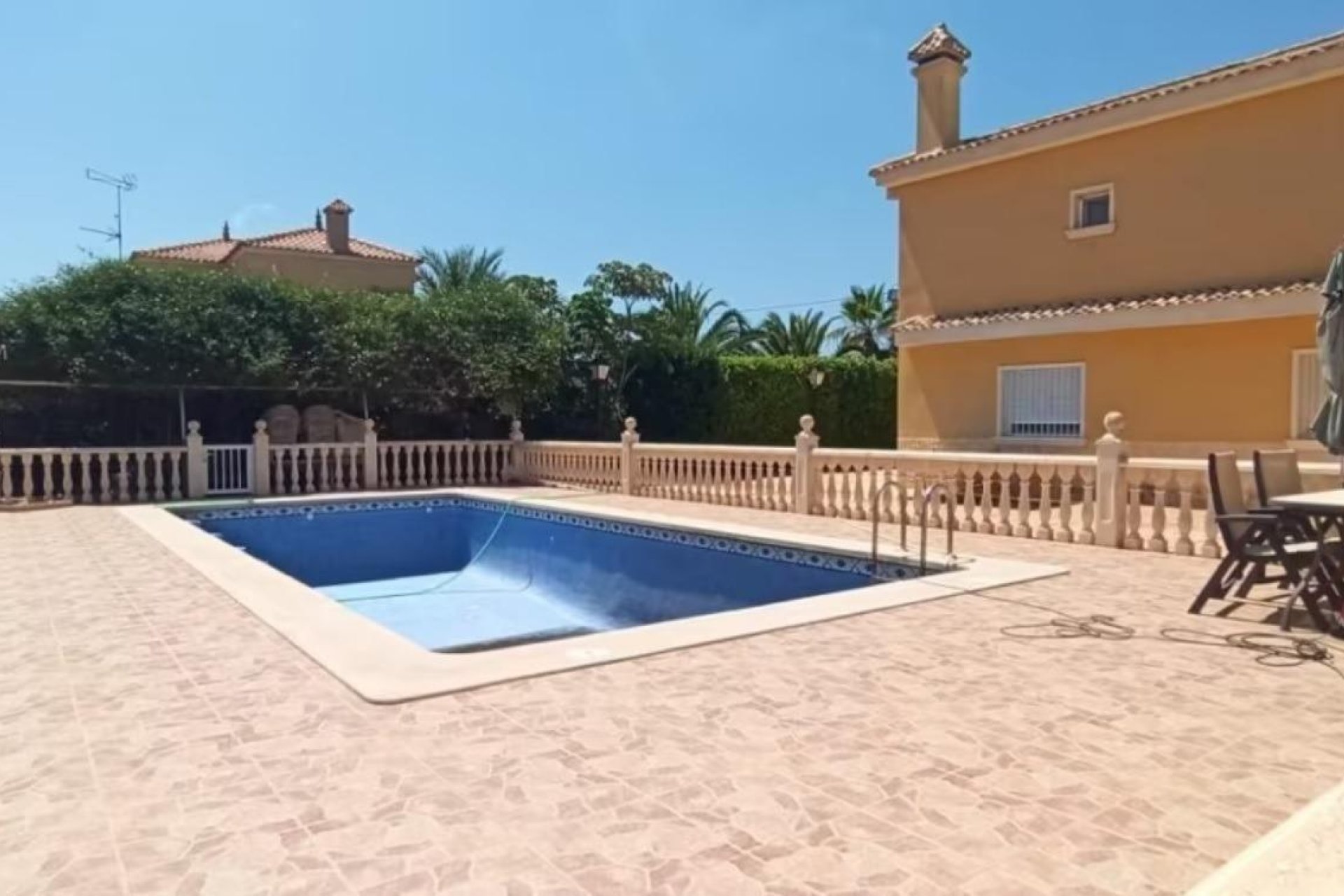 Resale - Chalet - Torrellano