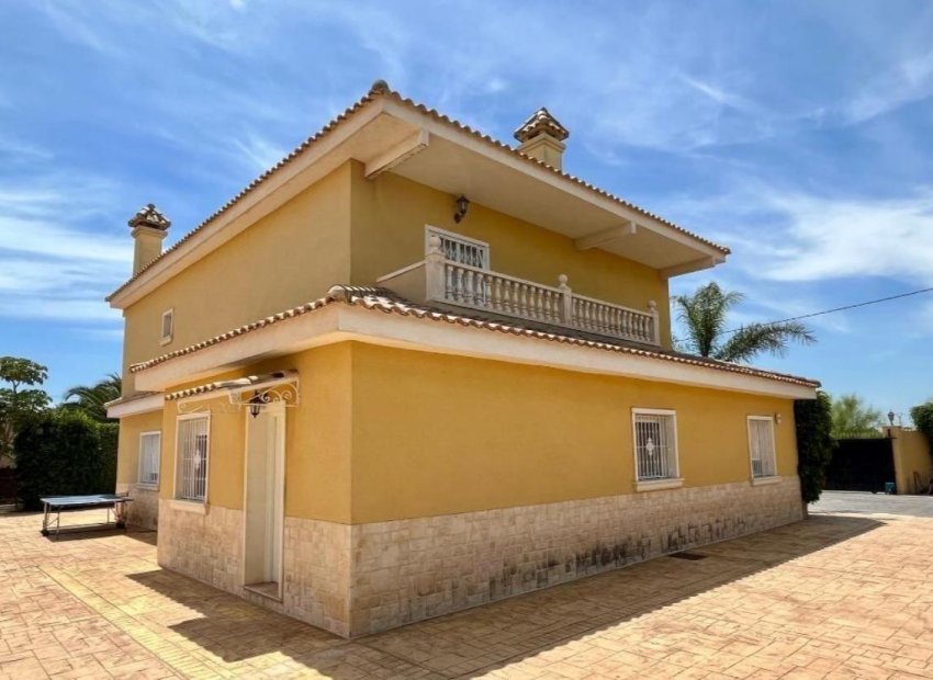 Resale - Chalet - Torrellano