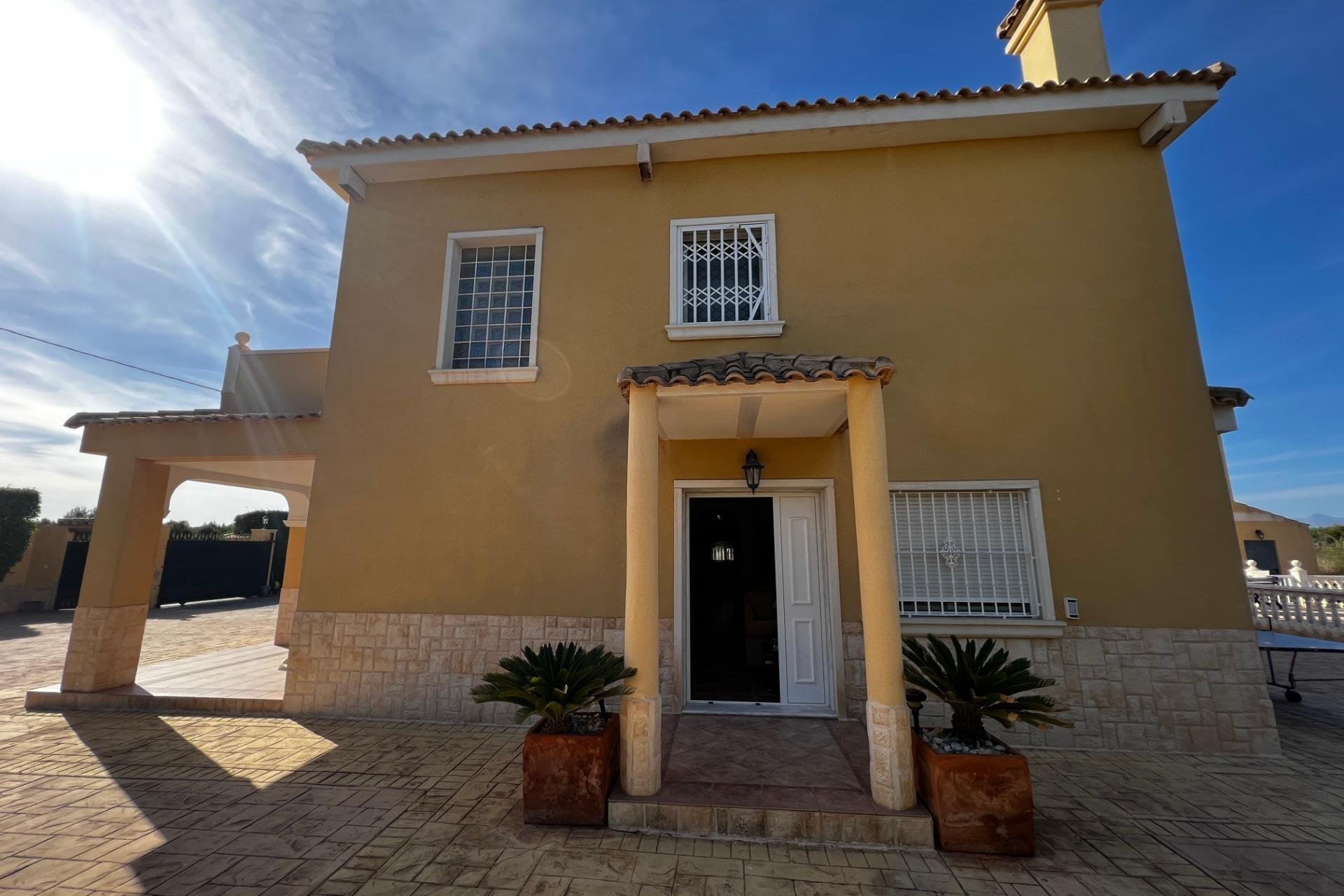 Resale - Chalet - Torrellano