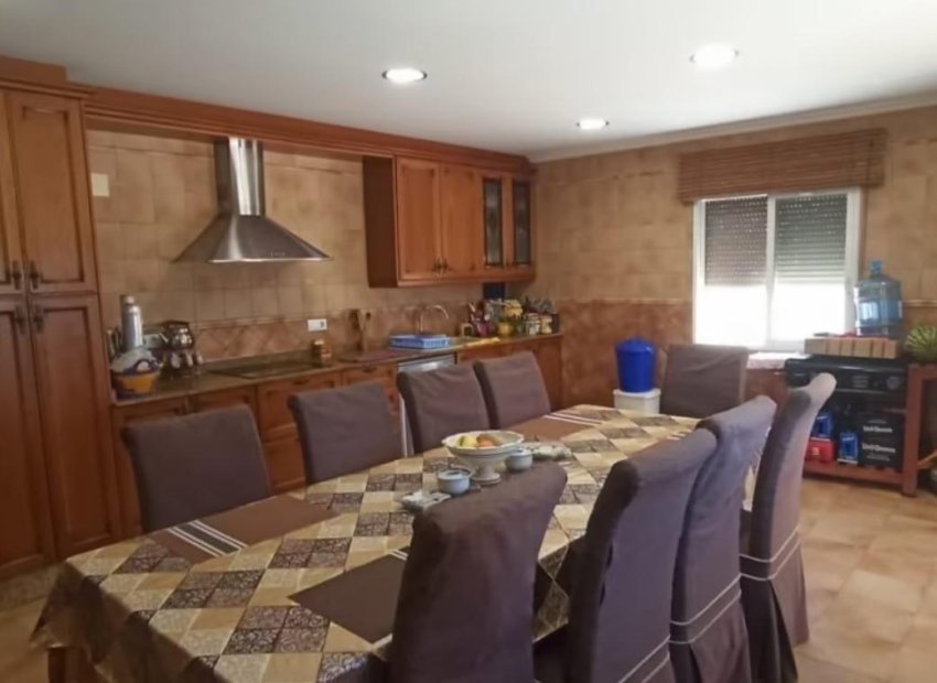 Resale - Chalet - Torrellano