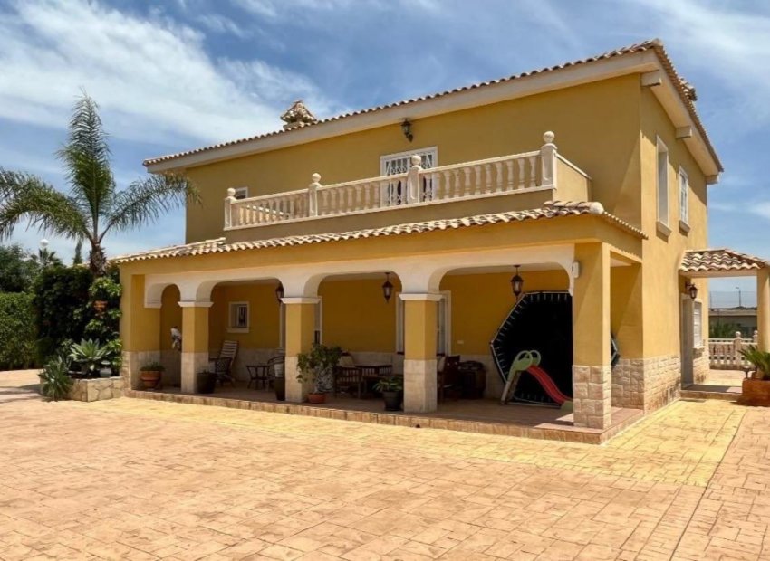 Resale - Chalet - Torrellano