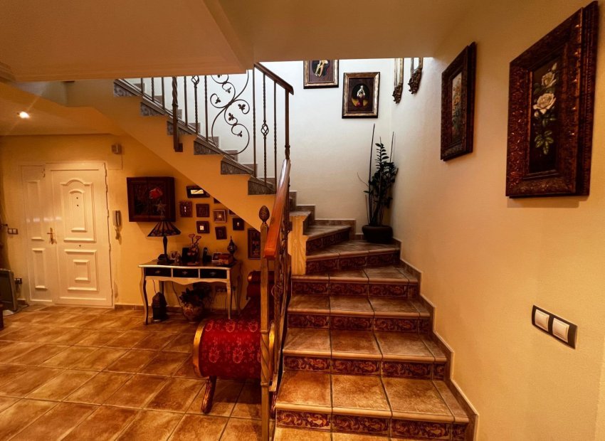 Resale - Chalet - Torrellano