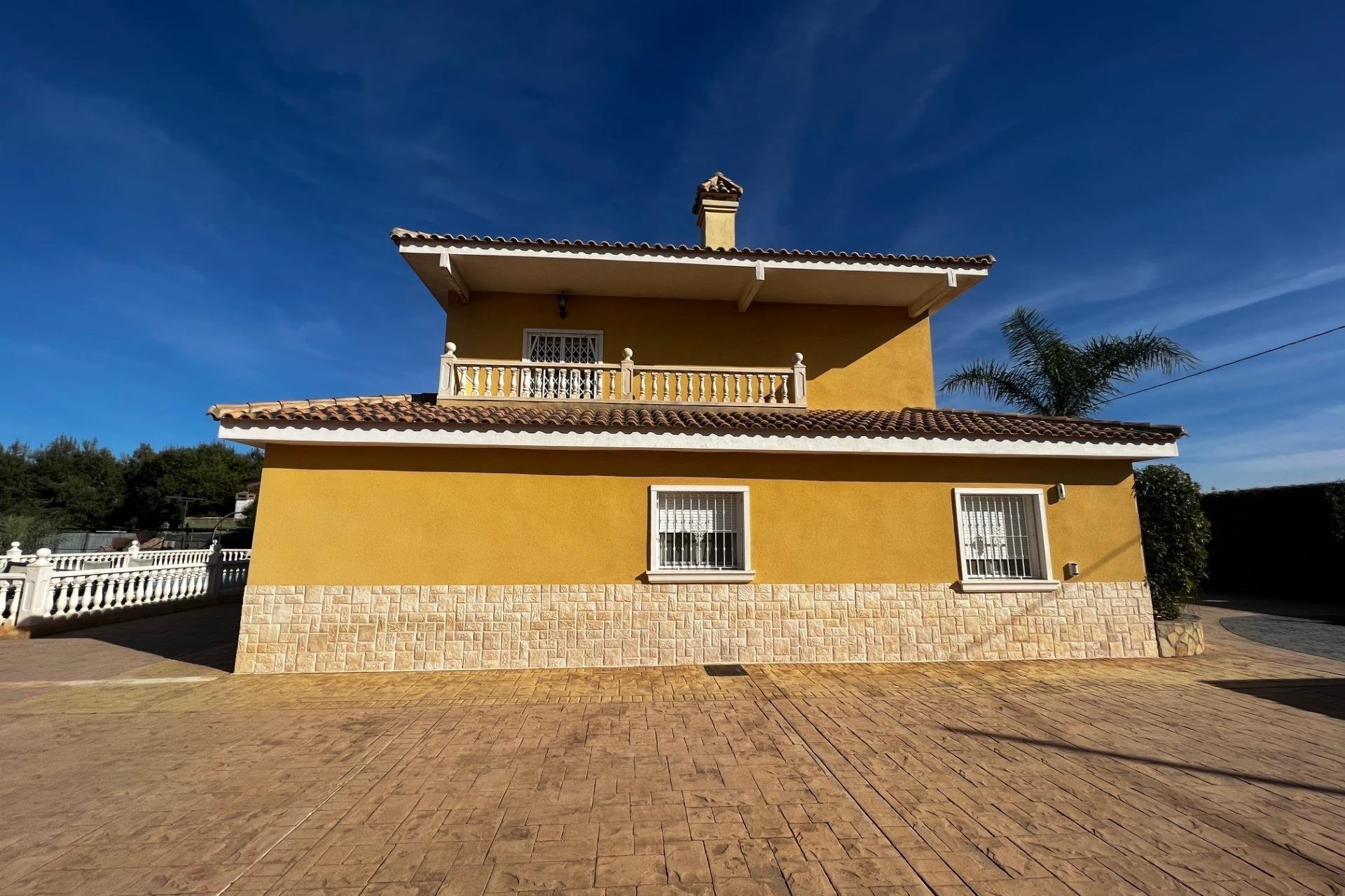 Resale - Chalet - Torrellano
