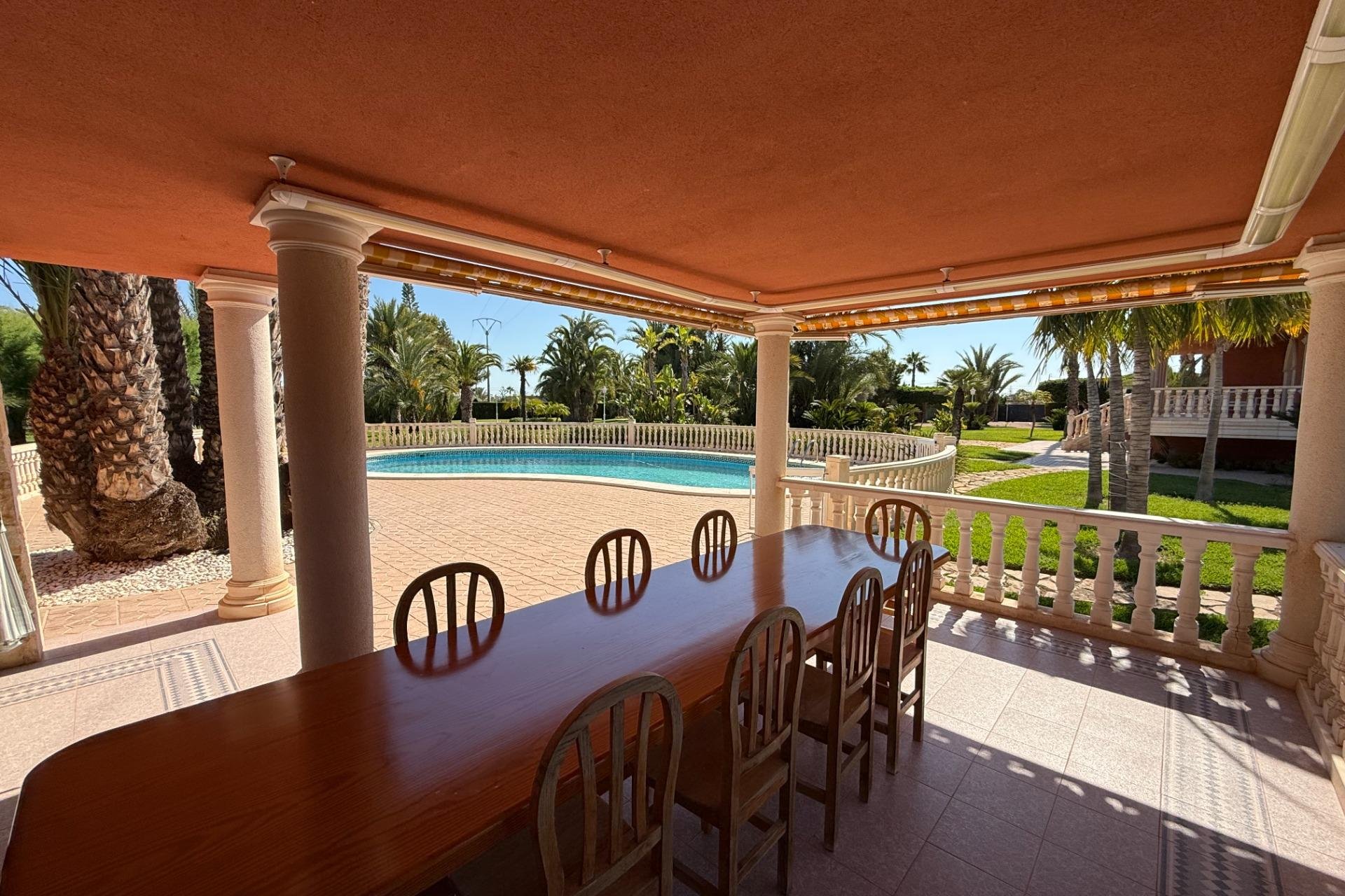 Resale - Chalet - Valverde (Alicante) - Valverde