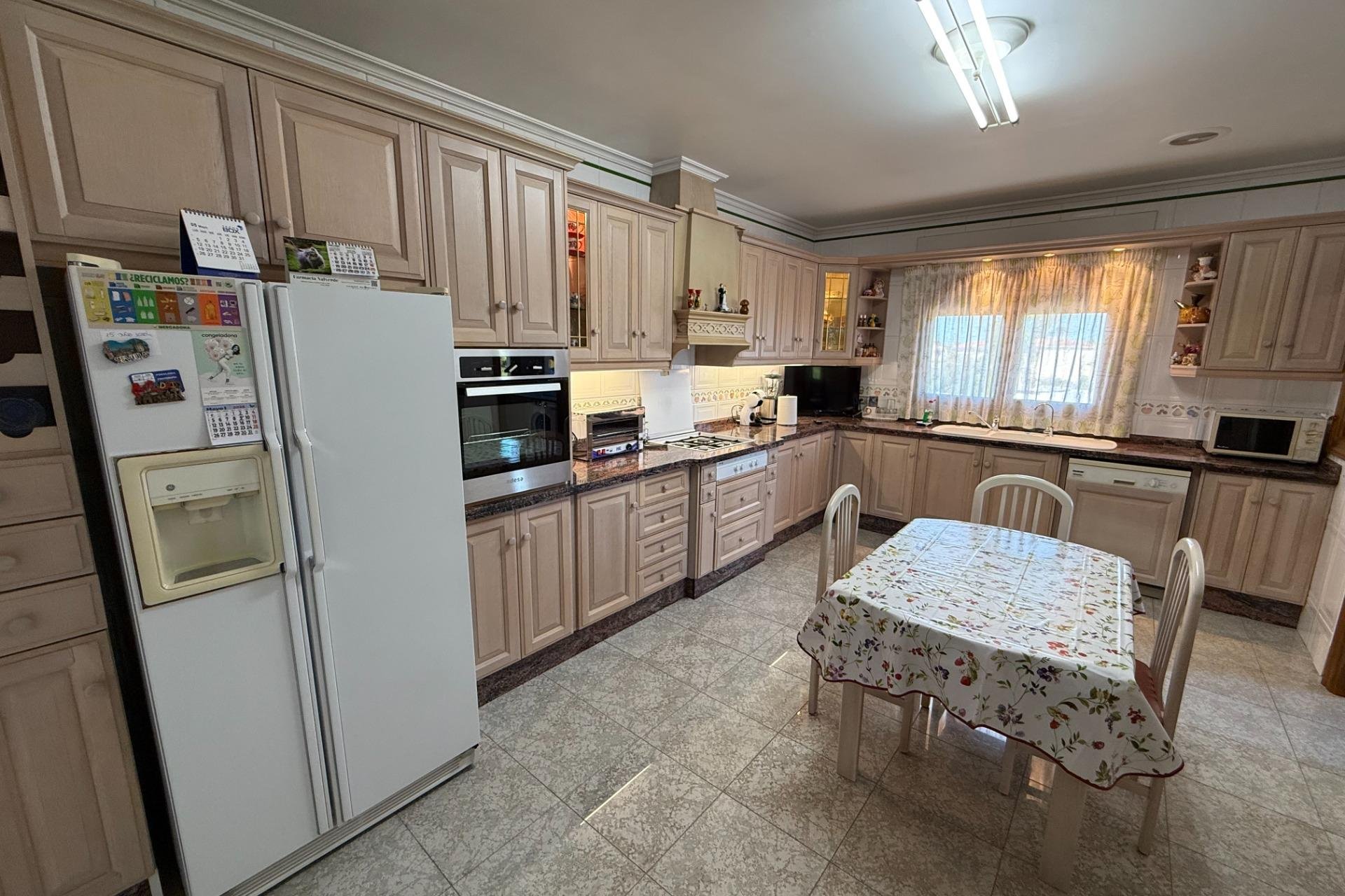 Resale - Chalet - Valverde (Alicante) - Valverde