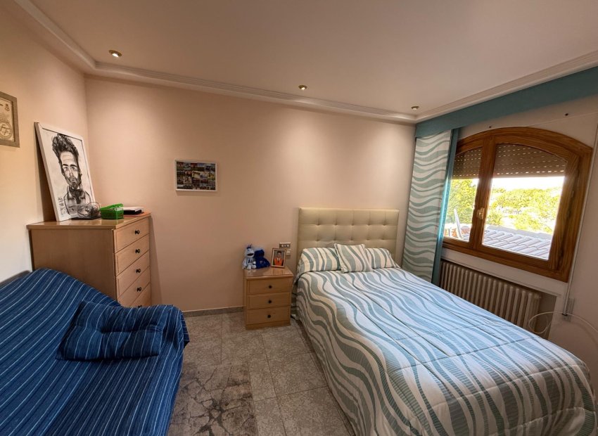 Resale - Chalet - Valverde (Alicante) - Valverde