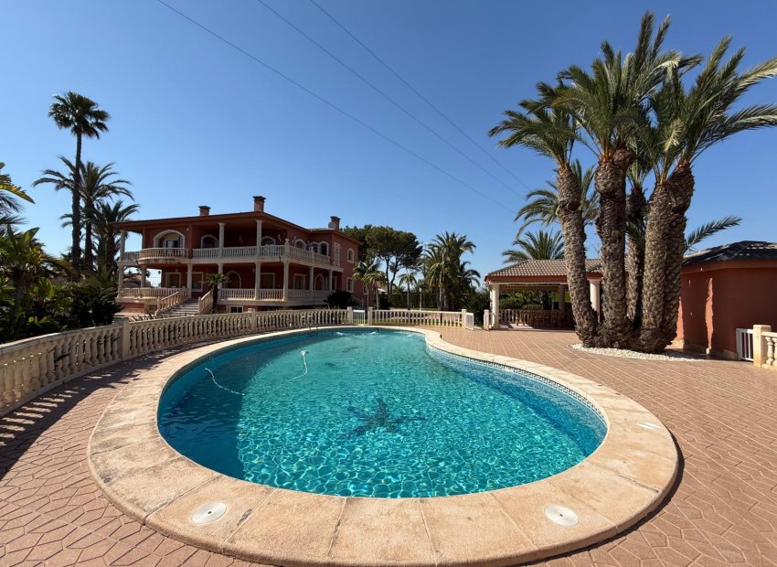 Resale - Chalet - Valverde (Alicante) - Valverde