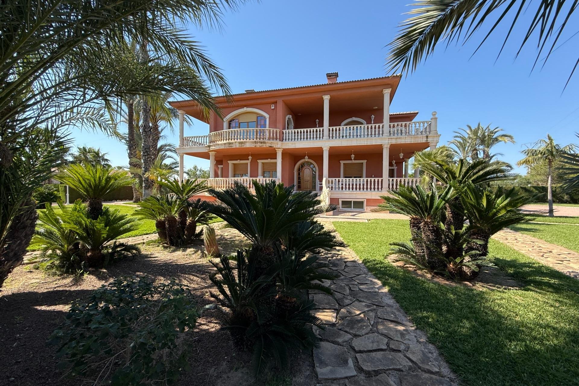 Resale - Chalet - Valverde (Alicante) - Valverde