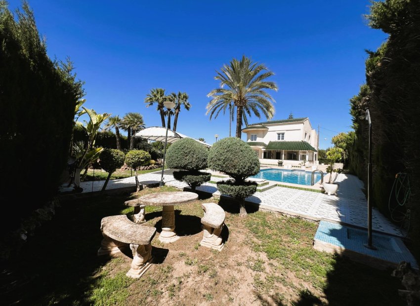Resale - Chalet - Valverde (Alicante) - Valverde