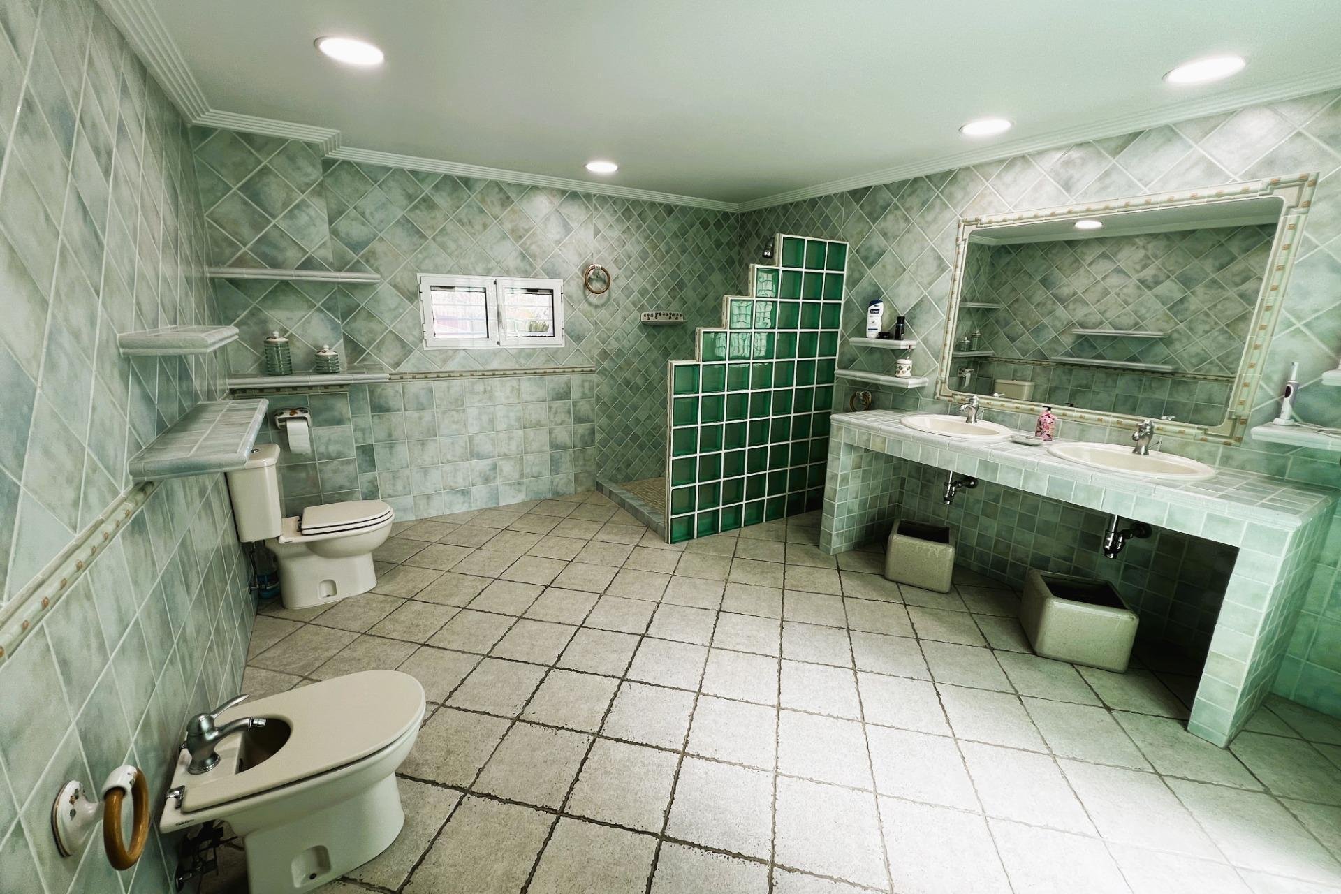 Resale - Chalet - Valverde (Alicante) - Valverde