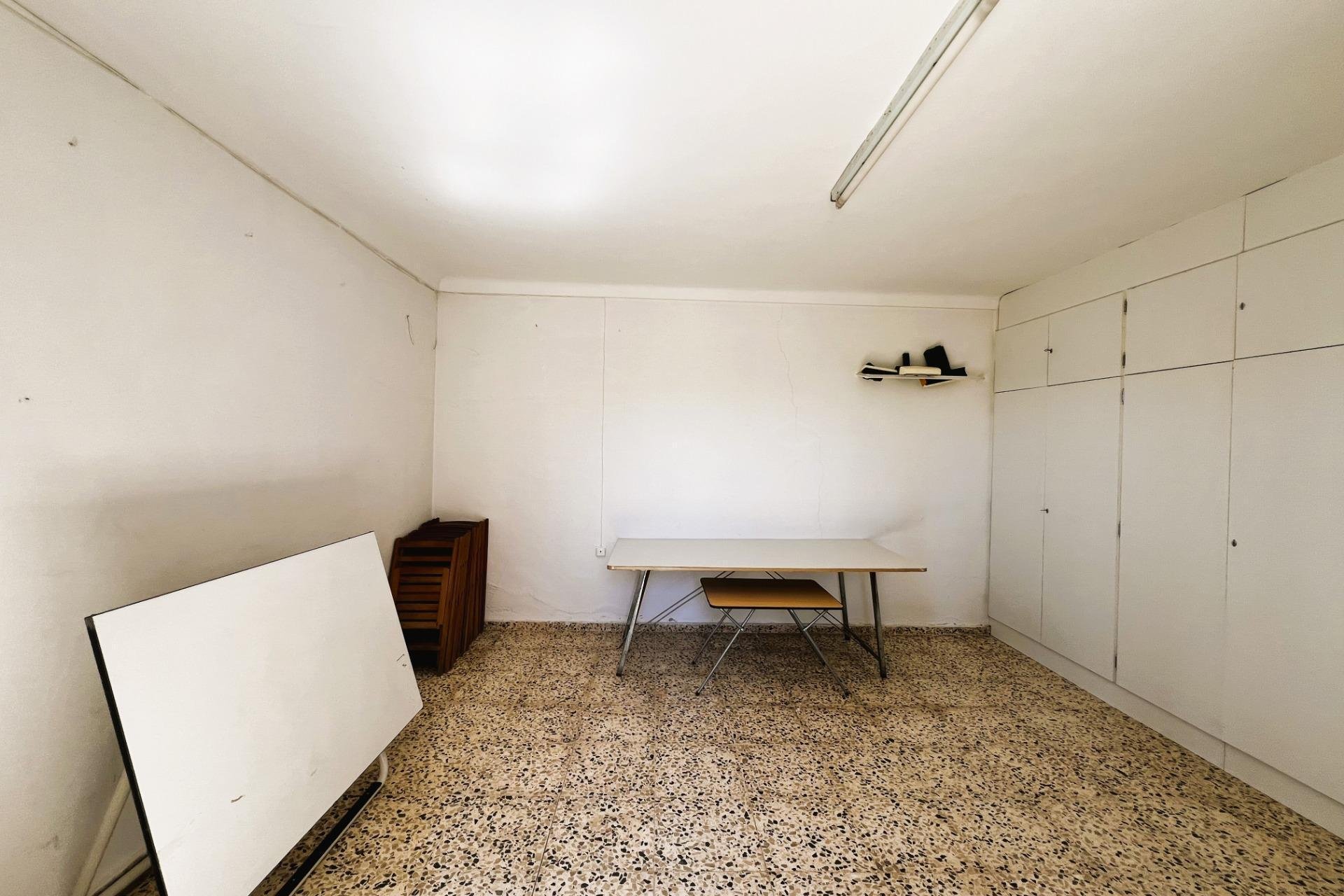 Resale - Chalet - Valverde (Alicante) - Valverde