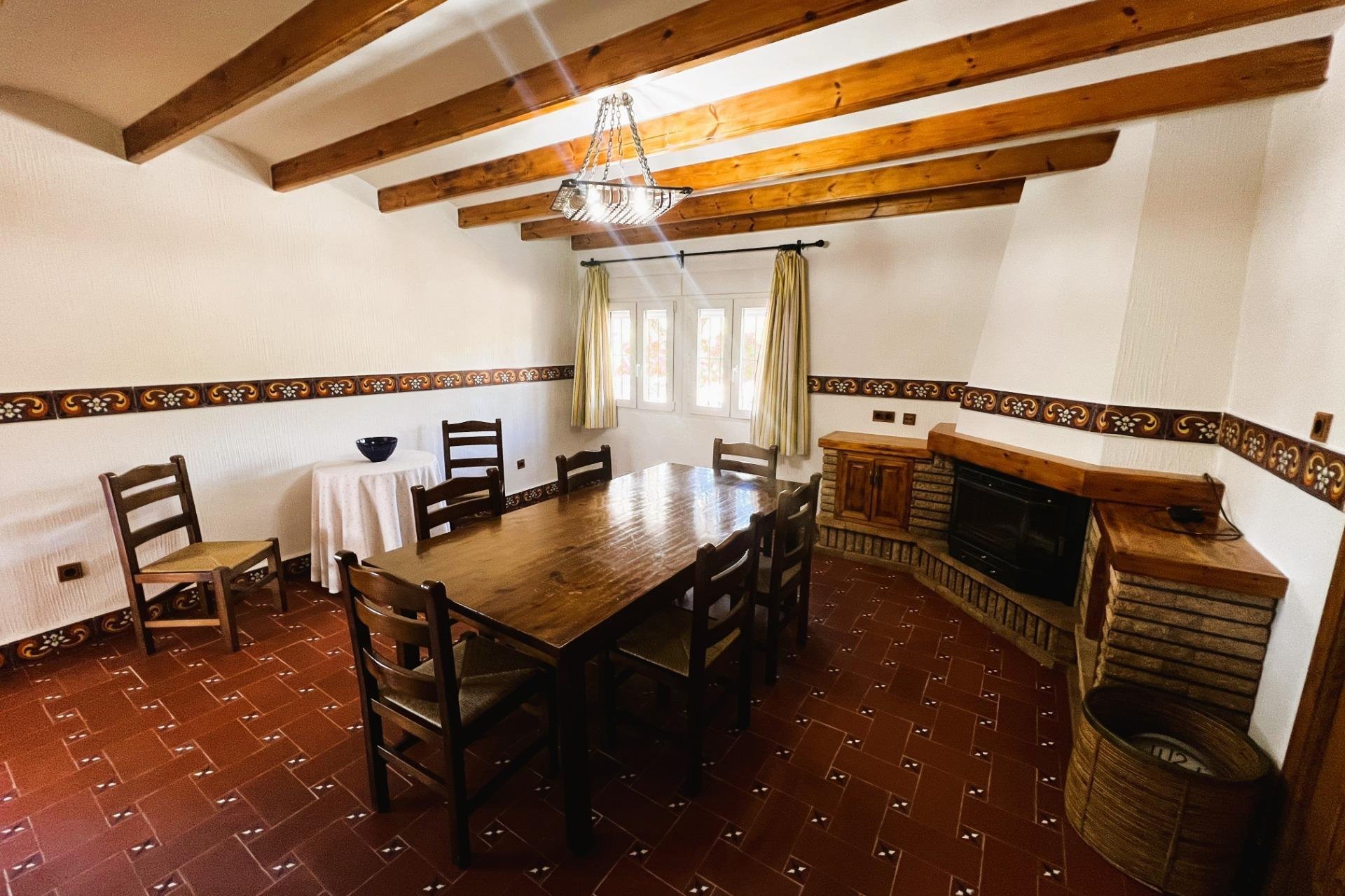 Resale - Chalet - Valverde (Alicante) - Valverde