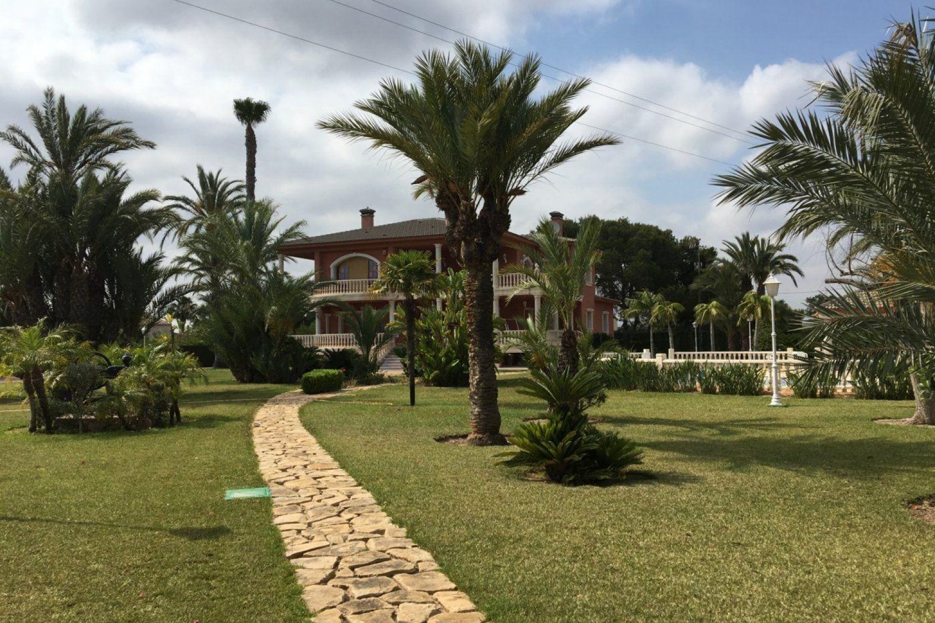 Resale - Chalet - Valverde (Alicante) - Valverde