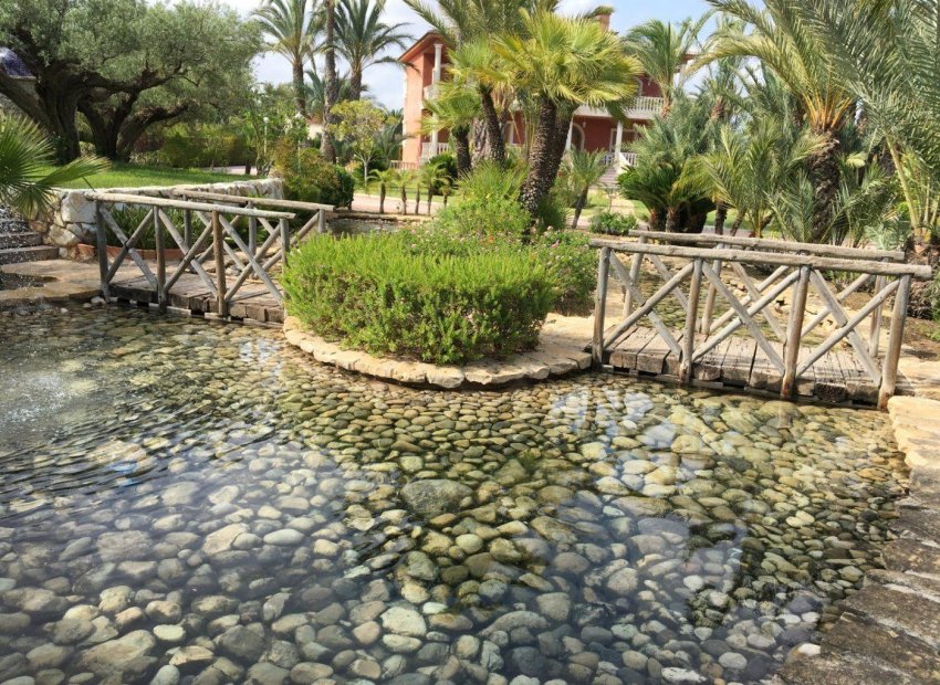Resale - Chalet - Valverde (Alicante) - Valverde
