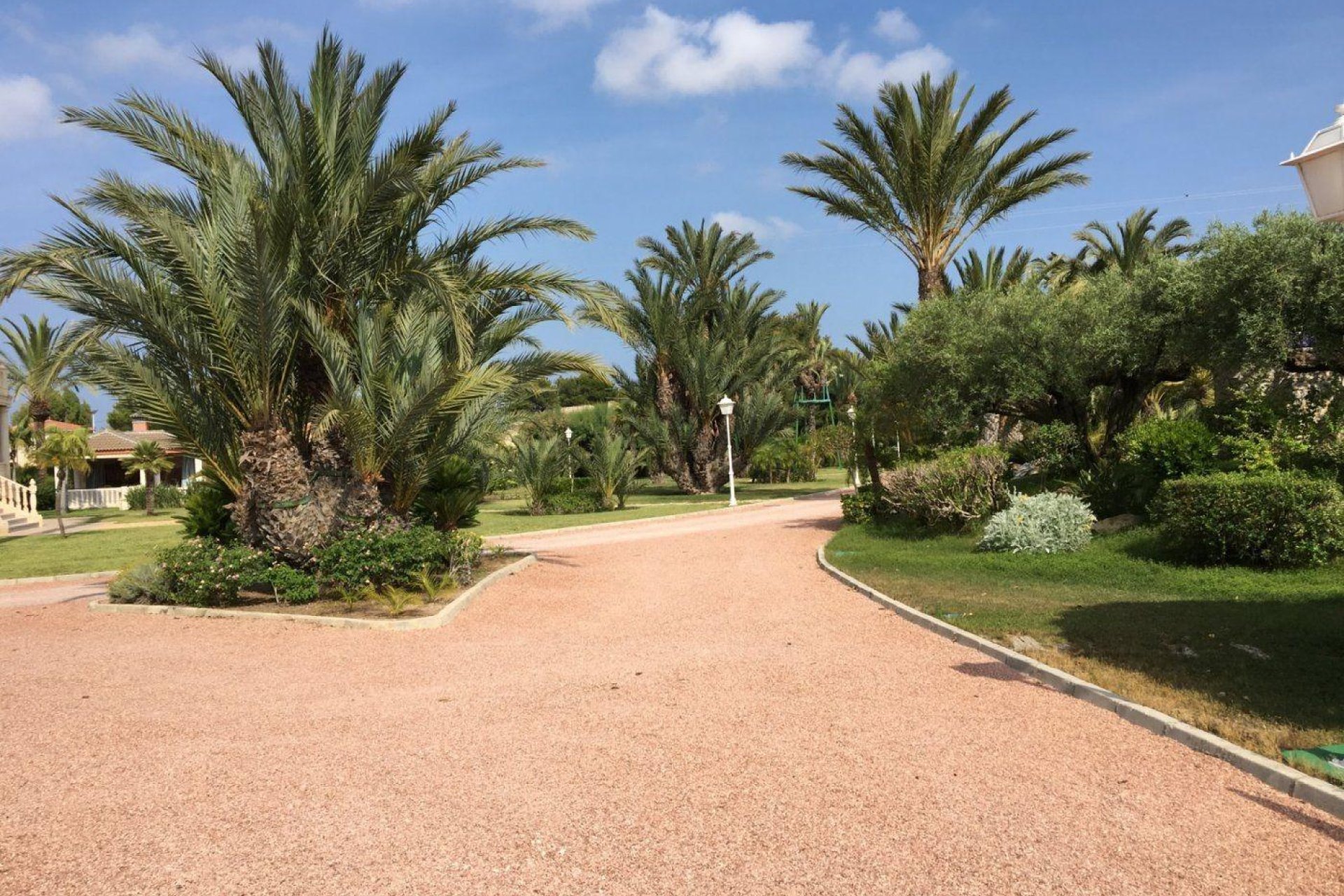 Resale - Chalet - Valverde (Alicante) - Valverde