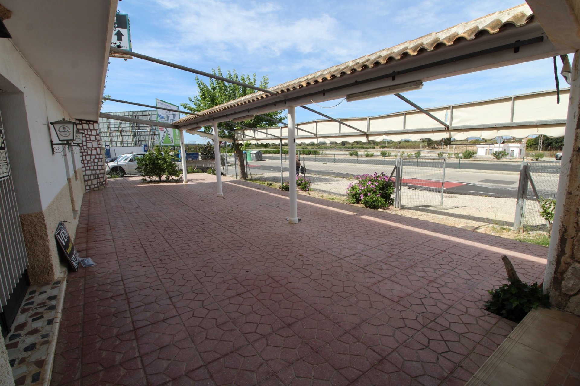 Resale - Commercial - Guardamar - Urbanizaciones /PLAYA