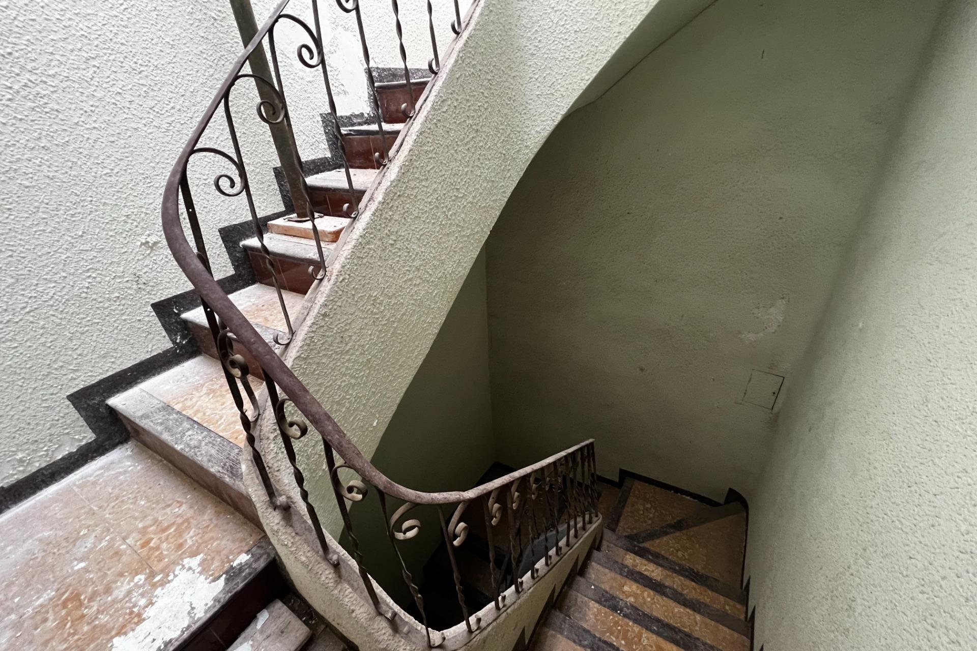 Resale - Edificio - Elche - Centro
