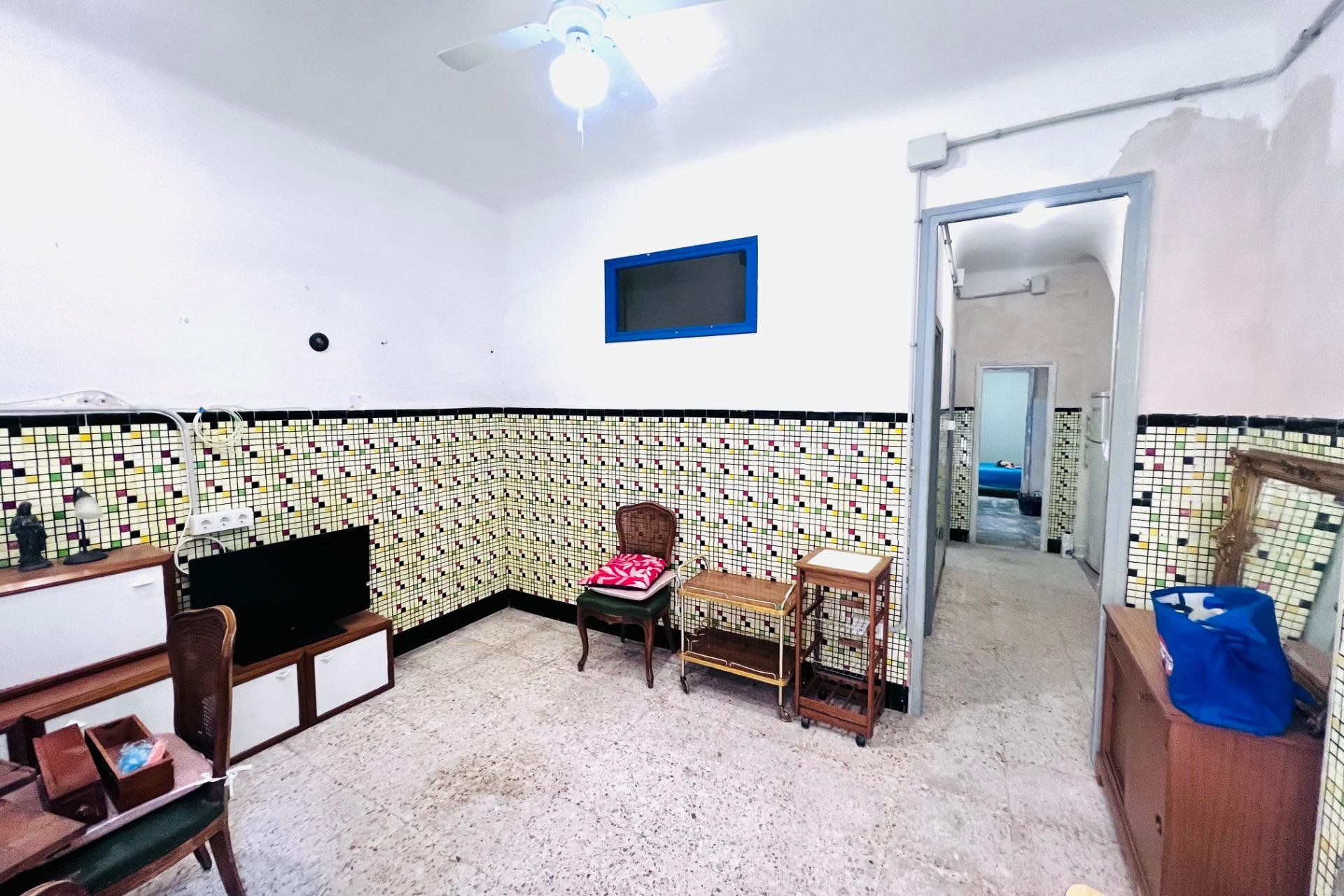 Resale - Edificio - Santa Pola - Playa Levante