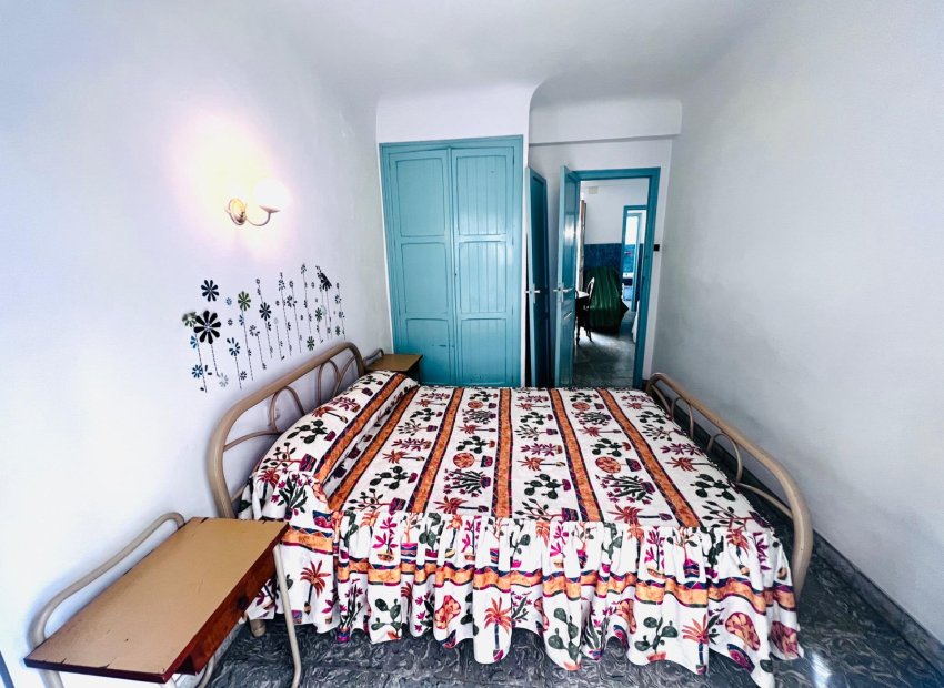 Resale - Edificio - Santa Pola - Playa Levante