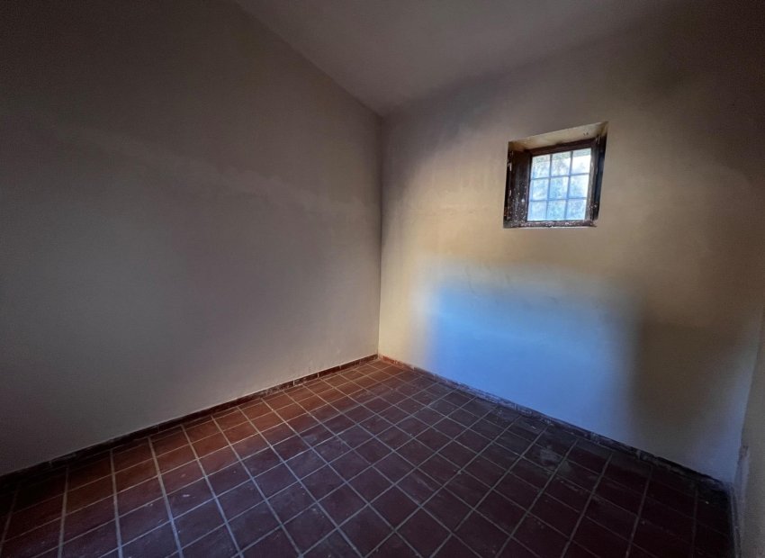 Resale - Finca rústica - Bocairent - Sierra de Mariola