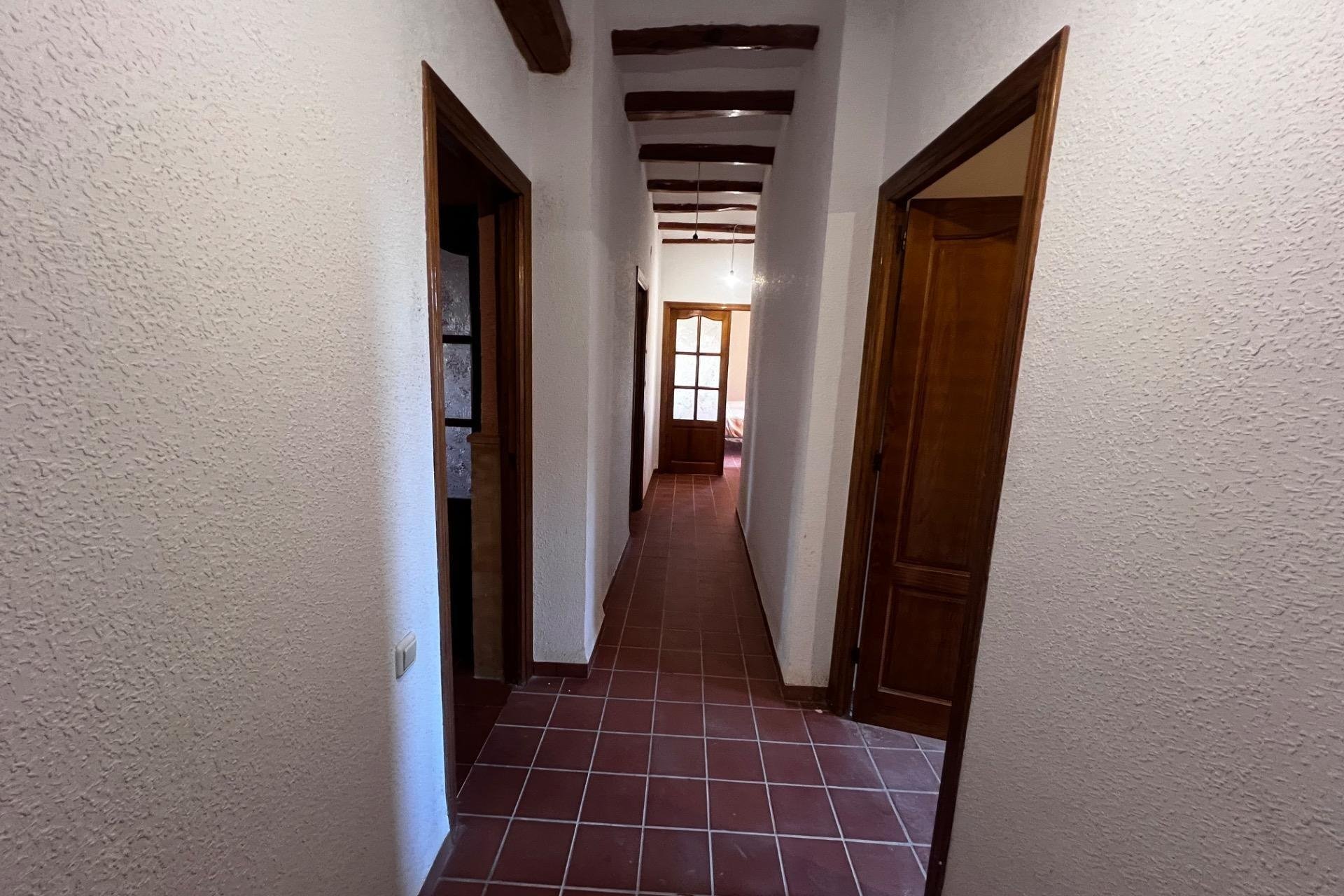 Resale - Finca rústica - Bocairent - Sierra de Mariola