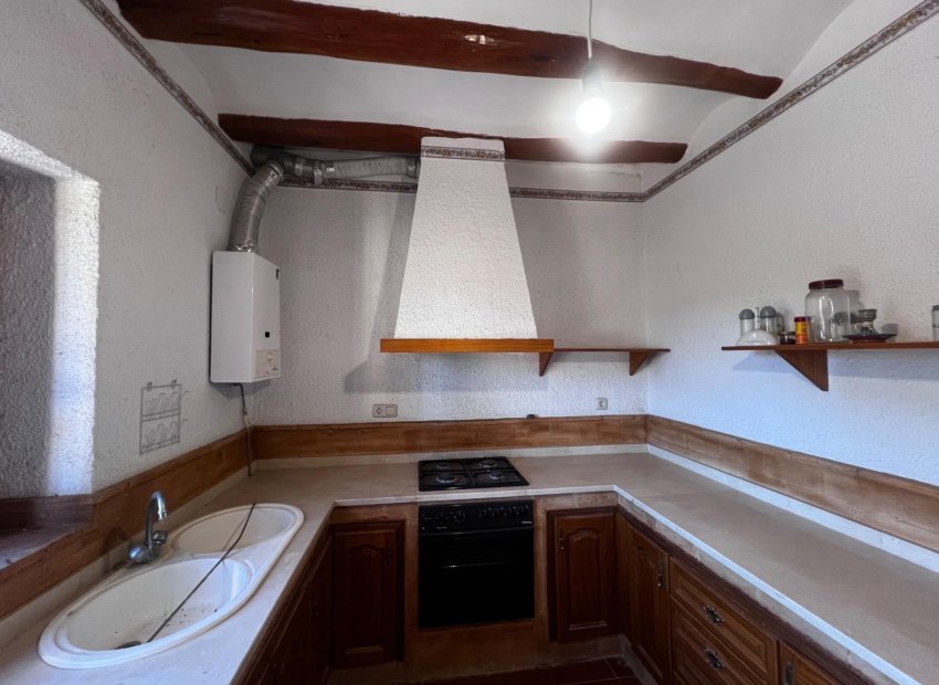 Resale - Finca rústica - Bocairent - Sierra de Mariola