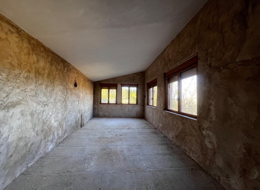 Resale - Finca rústica - Bocairent - Sierra de Mariola