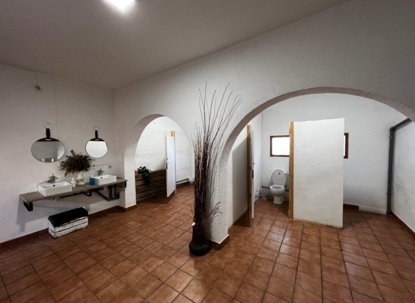 Resale - Finca rústica - Novelda - SERRETA