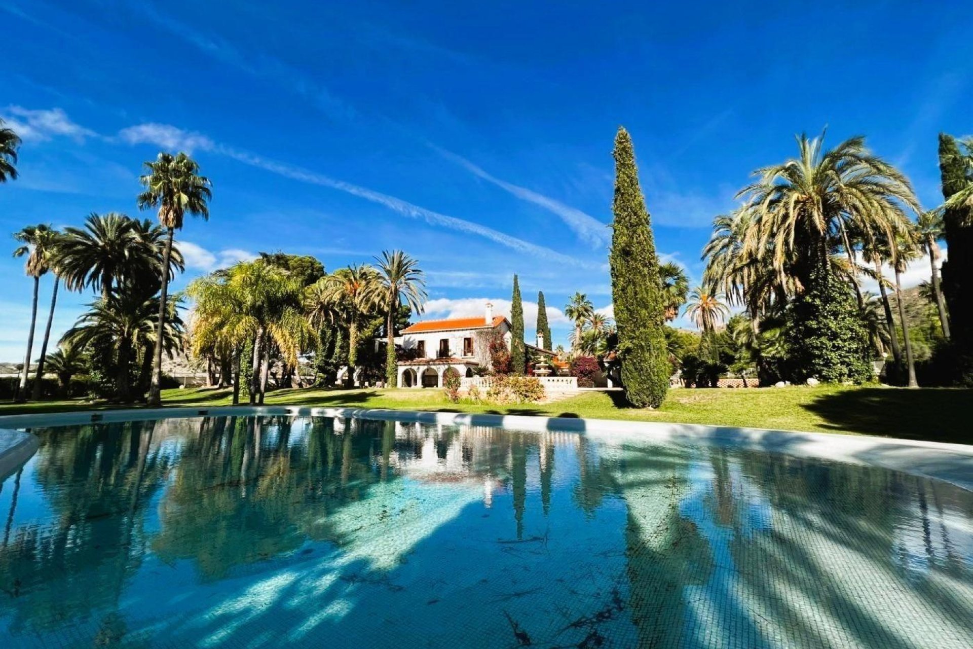 Resale - Finca rústica - Novelda - SERRETA