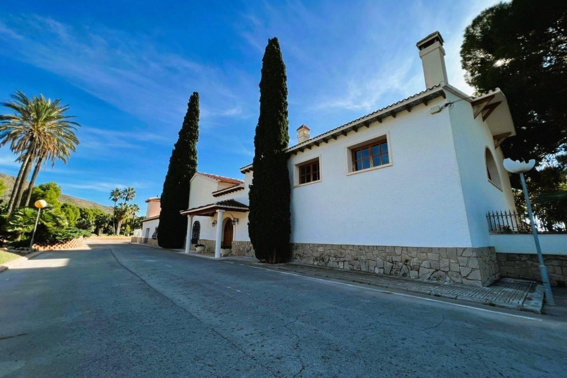 Resale - Finca rústica - Novelda - SERRETA