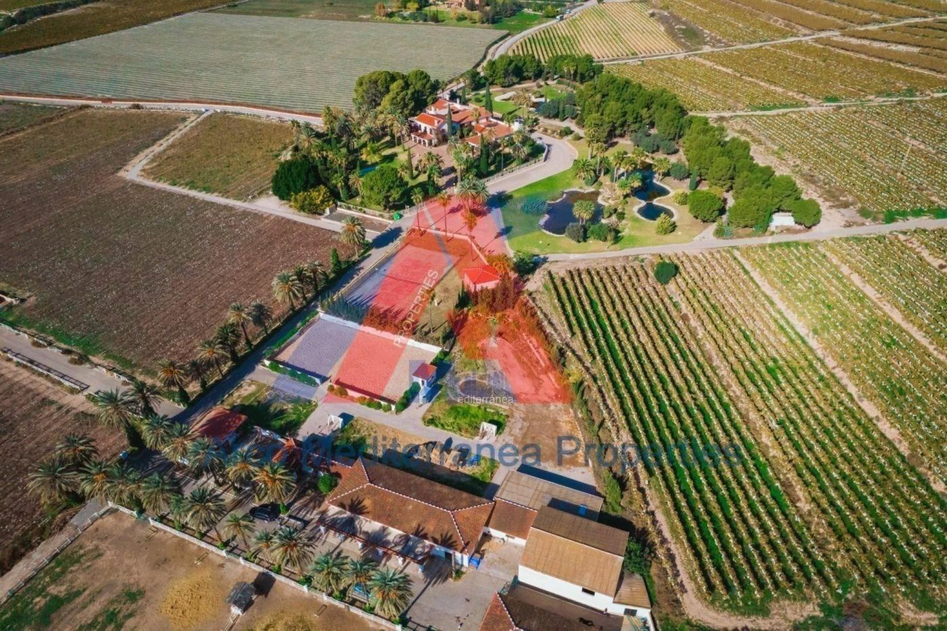 Resale - Finca rústica - Novelda - SERRETA