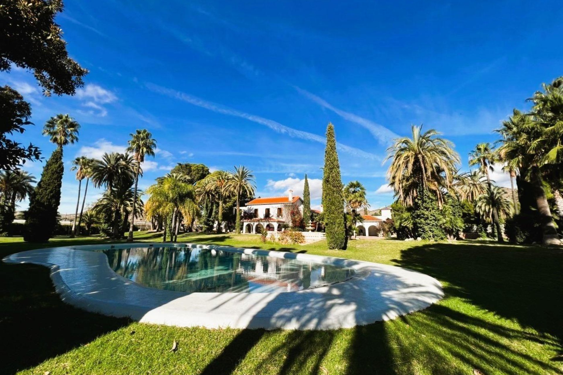 Resale - Finca rústica - Novelda - SERRETA