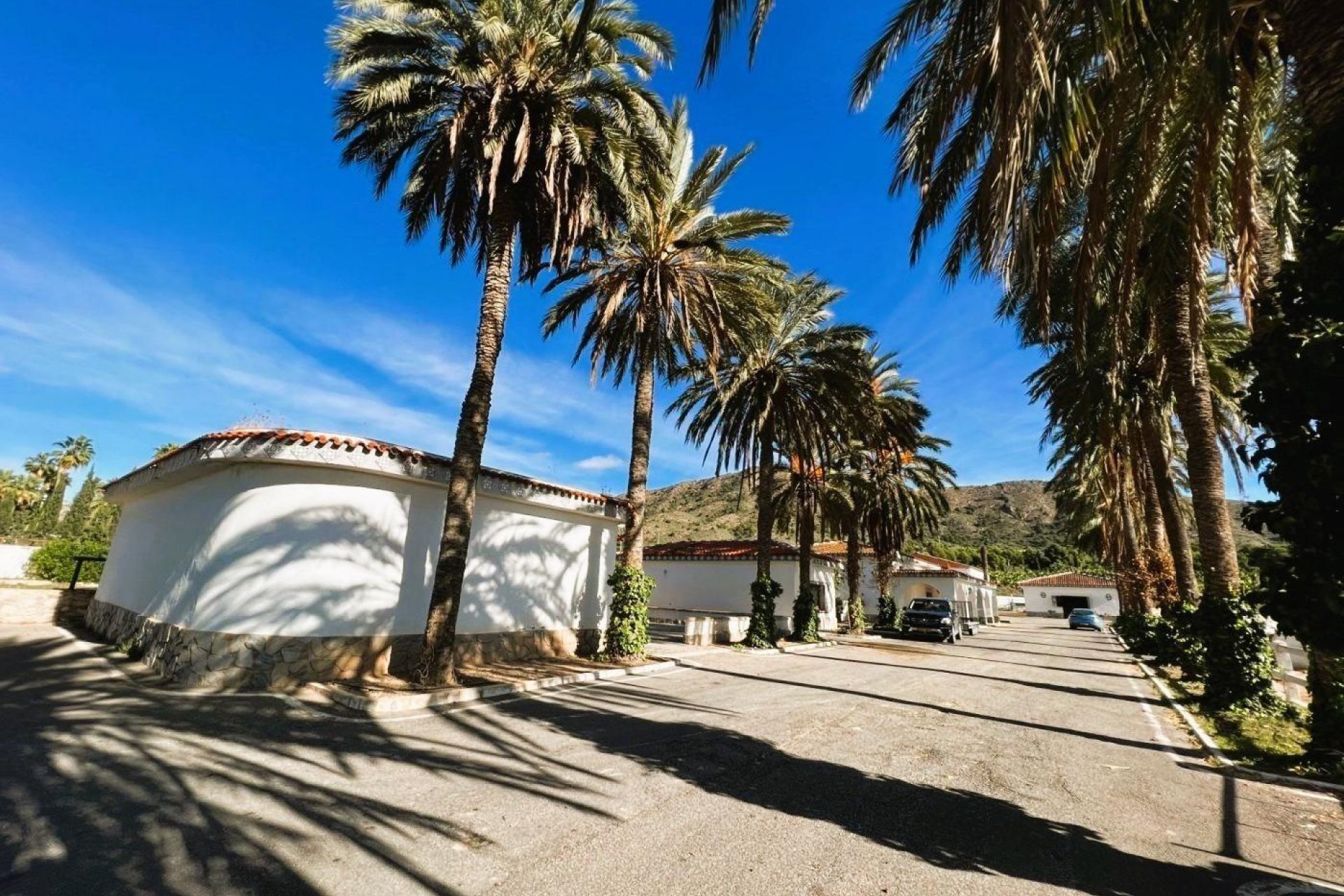Resale - Finca rústica - Novelda - SERRETA