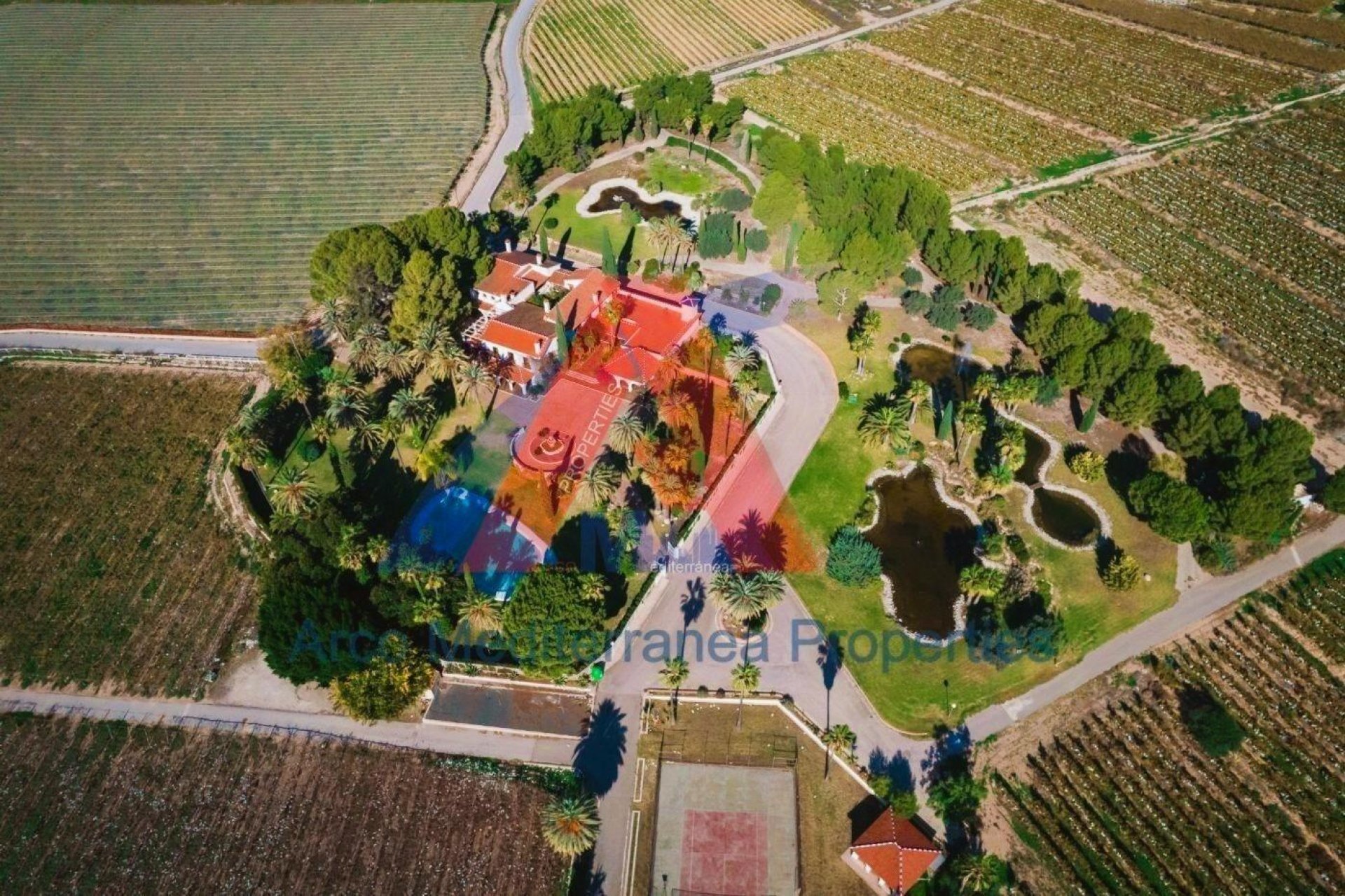 Resale - Finca rústica - Novelda - SERRETA