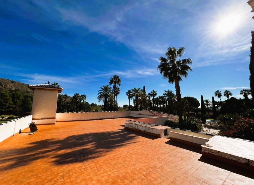 Resale - Finca rústica - Novelda - SERRETA