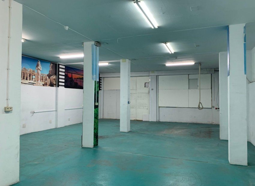 Resale - Local comercial - Elche - Sector Quinto