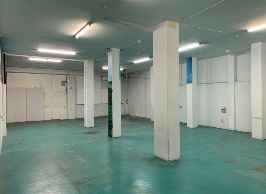 Resale - Local comercial - Elche - Sector Quinto
