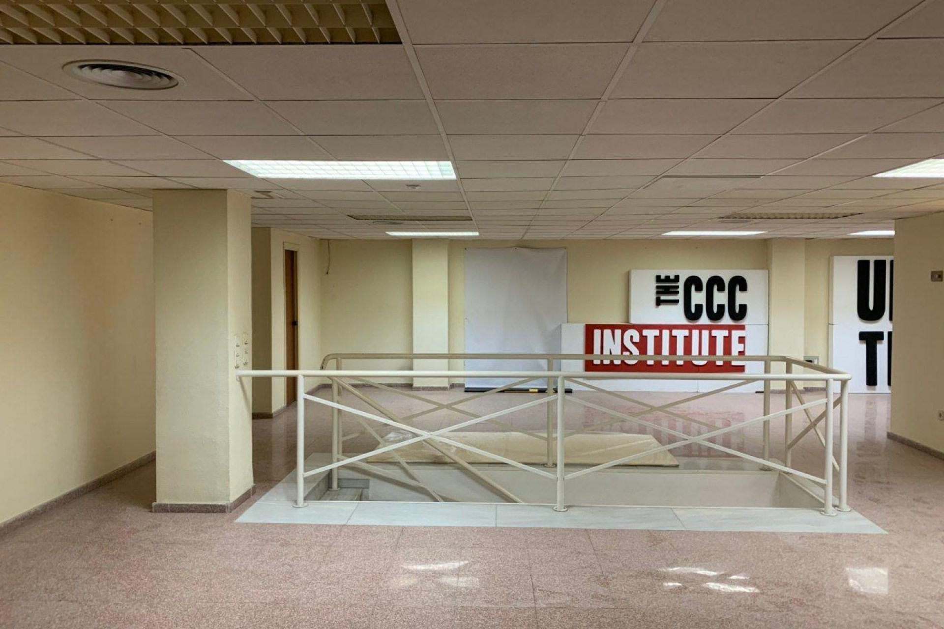 Resale - Local comercial - Elche - Sector Quinto
