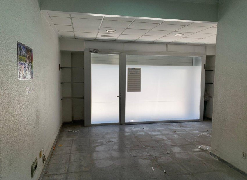 Resale - Local comercial - Elche - Sector Quinto