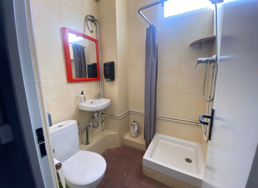 Resale - Local comercial - Elche - Zona Universidad