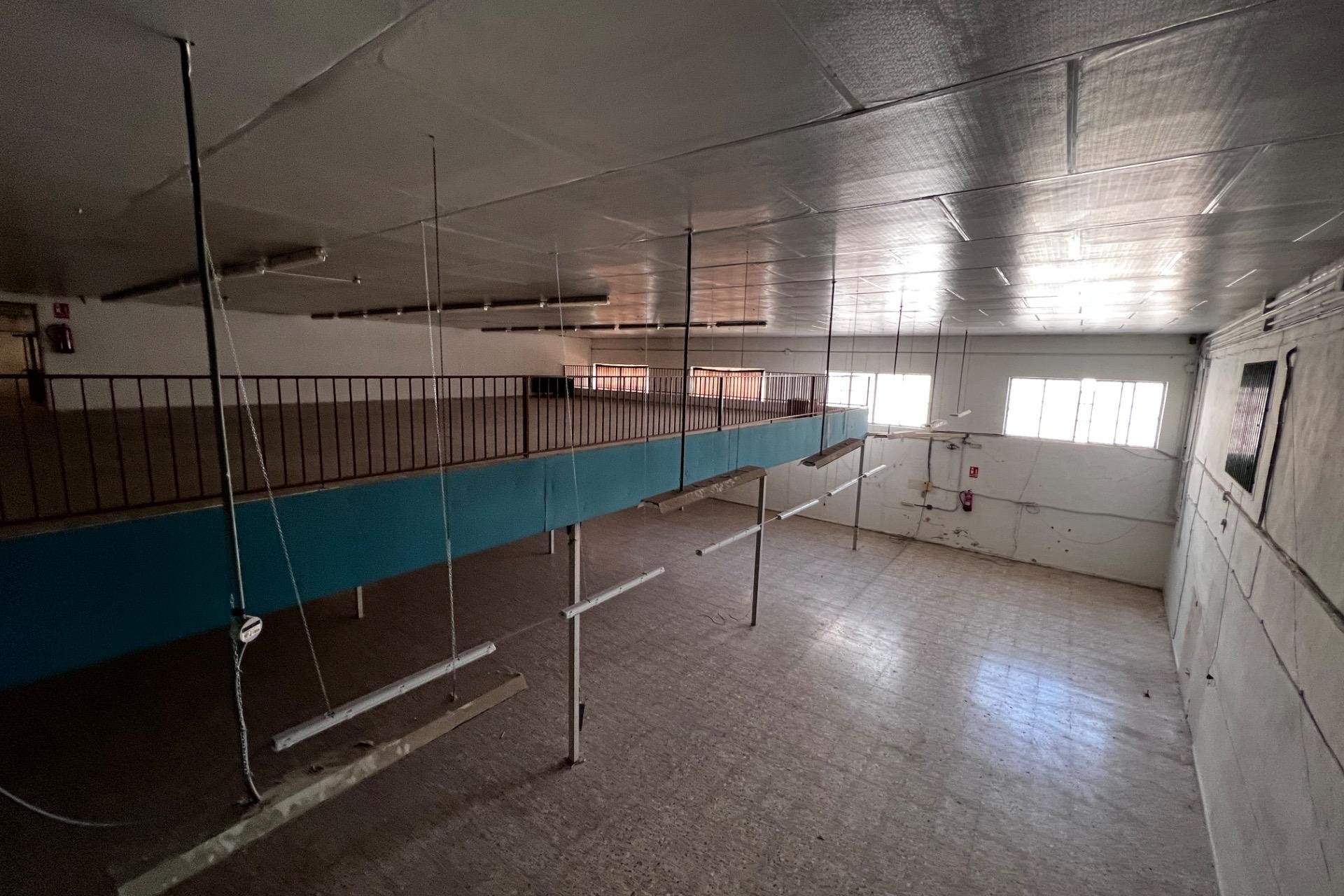 Resale - Nave industrial - Albatera - Pueblo 11