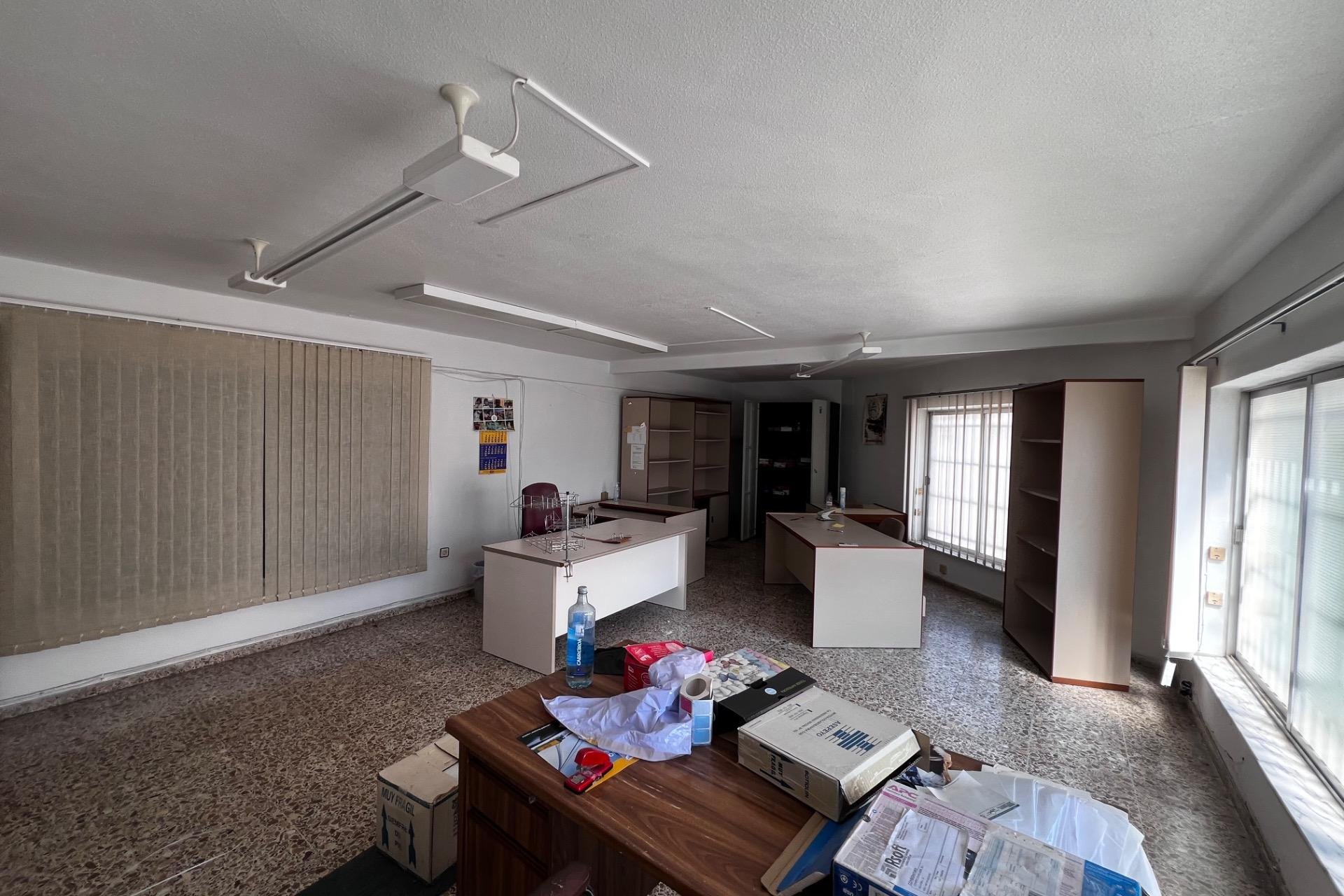 Resale - Nave industrial - Albatera - Pueblo 11