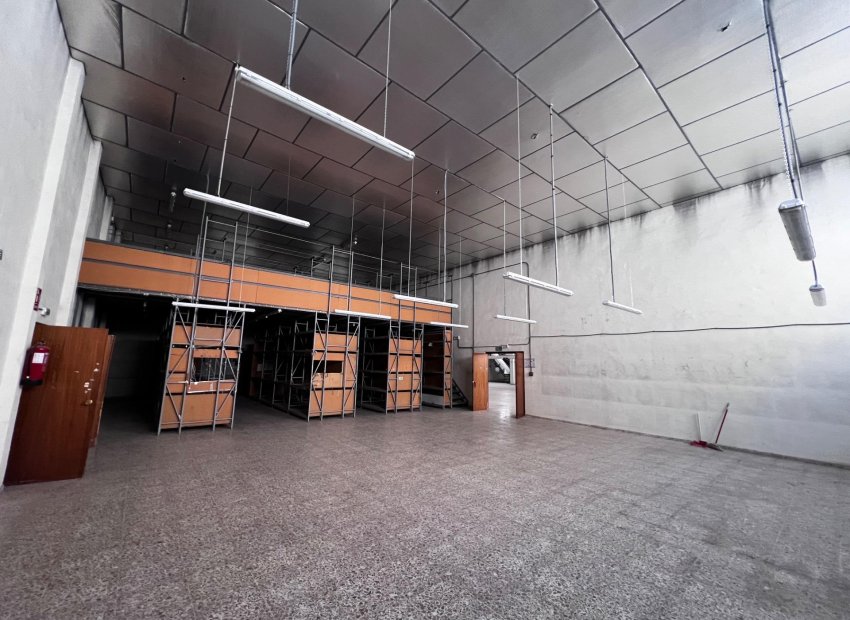 Resale - Nave industrial - Albatera - Pueblo 11