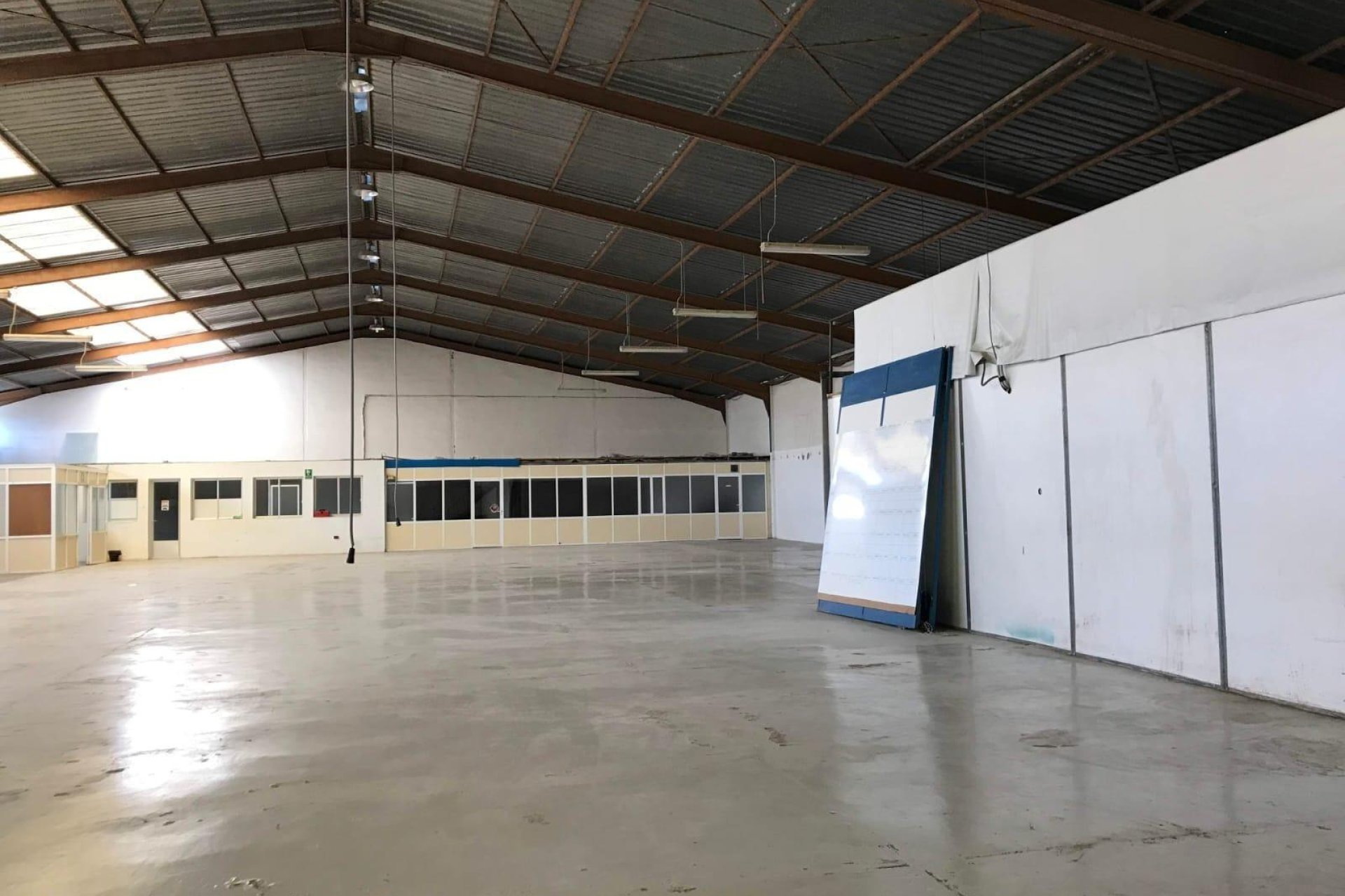 Resale - Nave industrial - Alicante - Ciudad de Asís - Font-Calent - El Bacarot